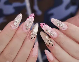 ネイル Pure&Rich Nailのネイルデザイン