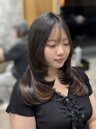 ミディアム MIHO 🫧似合わせレイヤーのヘアスタイル