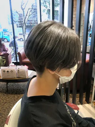 ショート カラー 中野 竜介のヘアスタイル