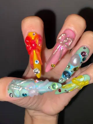 ネイル 個性派🌺推しネイル 💅💞hota🐇のネイルデザイン