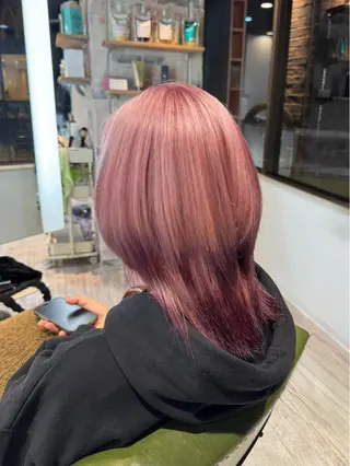 ミディアム カラー AZUL亀有 ヤマダ マユのヘアスタイル
