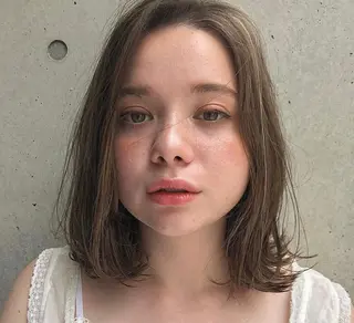 ショート カラー ボブ♡柔らかいカラー 實松栞理のヘアスタイル