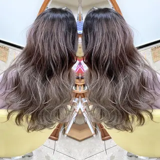 セミロング 穐田 司樹のヘアスタイル