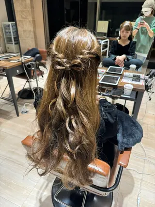 セミロング ヘアアレンジ 吉祥寺プルエクステ 🌟Hiraiのヘアスタイル