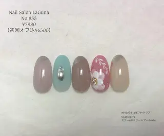 ネイル Am:nail 柏 SUE（スゥ）のネイルデザイン