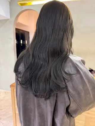 ロング 透明感カラー 🎀エリコ🌈のヘアスタイル