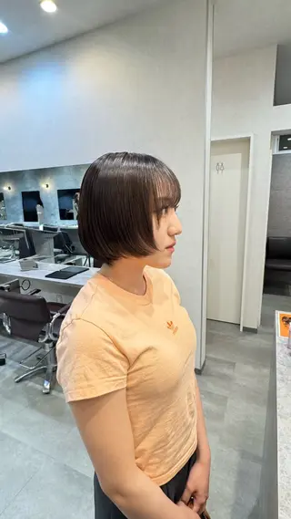 ショート カラー 清水 菜々子のヘアスタイル