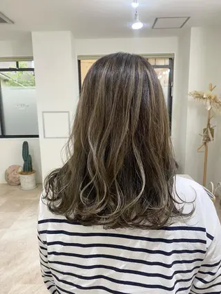 セミロング カラー ヘアアレンジ ひなの .のその他イメージ