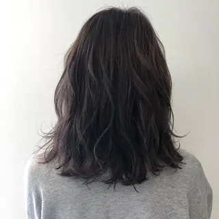 ミディアム 中村 彩音のヘアスタイル