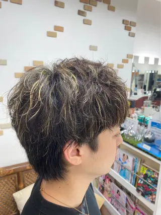 ショート メンズ 海外デザイン好きな方 滝沢錬平のヘアスタイル