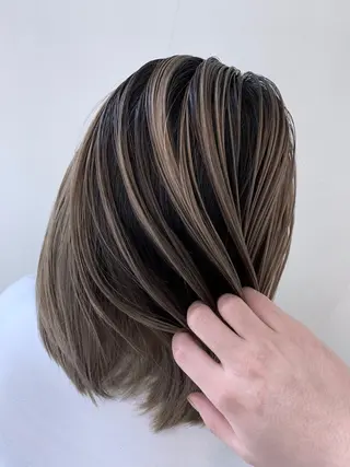 ミディアム 穐田 司樹のヘアスタイル