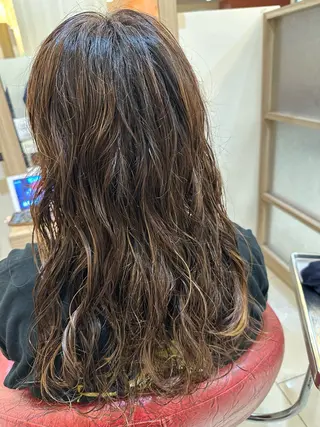 ロング パーマ ナチュラルヘア 神田一瑳のヘアスタイル