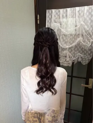 ロング ヘアアレンジ ココシャル miranoのヘアスタイル