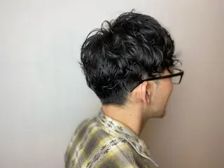 ショート パーマ メンズ ハラ ルイスのヘアスタイル