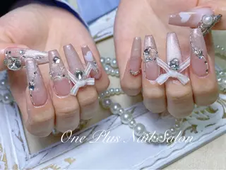 ネイル One Plus Nail Salonのネイルデザイン