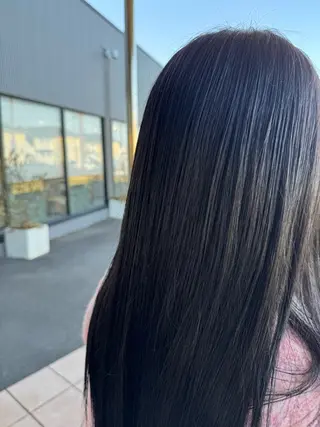カラー 今野 優のヘアスタイル