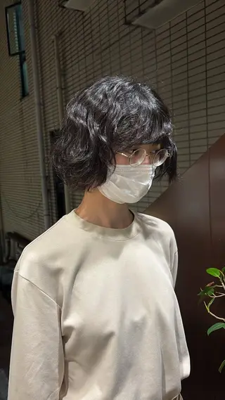 ショート パーマ anji /ハイトーン・パーマのヘアスタイル
