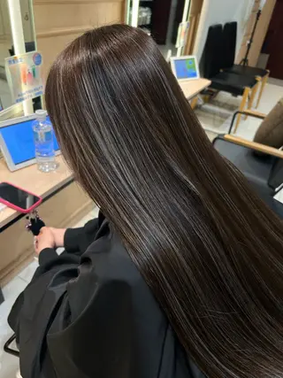 セミロング カラー ゆめ ベージュカラーのヘアスタイル