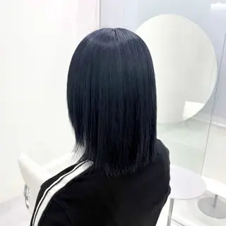 ミディアム カラー niw yuiのヘアスタイル