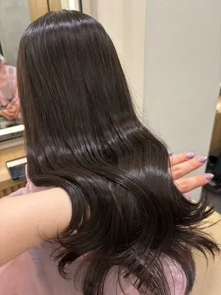 カラー YUI  透明感🌱 グレージュ🌿‬浦和のヘアスタイル