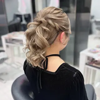 ミディアム ヘアアレンジ ヘアメ🎀暖色カラー /Fuka⟡.·のヘアスタイル