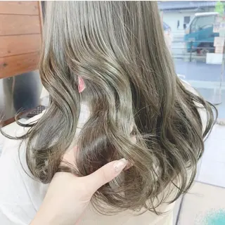 ロング レイヤー/艶髪カラー 森本くるみのヘアスタイル