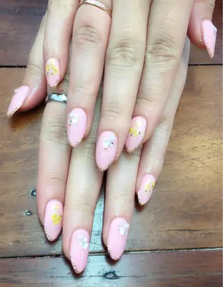 ネイル JEUNESSE 豊中服部店のネイルデザイン
