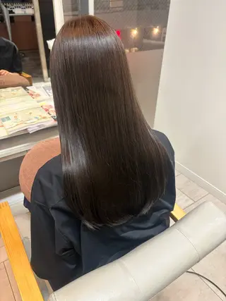ロング アベ ミスズのヘアスタイル