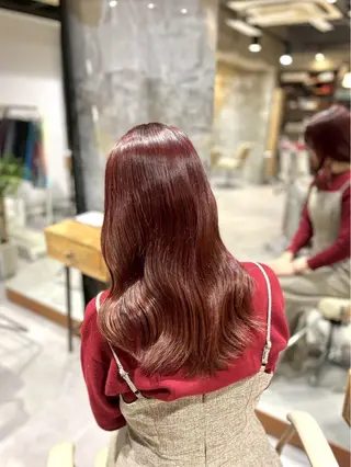 セミロング 齋 花音のヘアスタイル