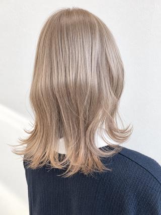 ミディアム 松尾 怜奈のヘアスタイル