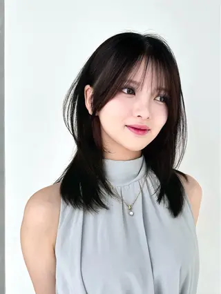 ミディアム けんけん cachecacheのヘアスタイル