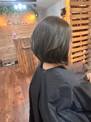 ショート カラー Luzir⭐︎ GEN⭐︎のヘアスタイル