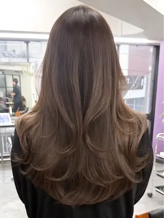ロング カラー 透明感カラー/似合わ せカラーMIKAのヘアスタイル