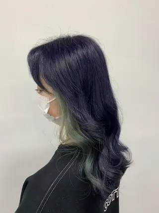 ロング カラー 抜け感レイヤー︴ ニュアンスカラーのヘアスタイル