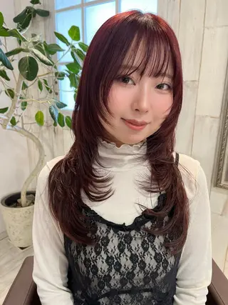 ロング 杉浦 悠月のヘアスタイル