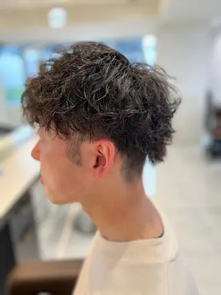 ショート パーマ メンズ 小田切 栄司のヘアスタイル