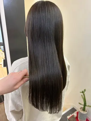 ロング カラー hubhair レイヤー/透明感のヘアスタイル