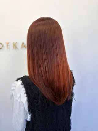 ロング KOTKA 大山和希のヘアスタイル
