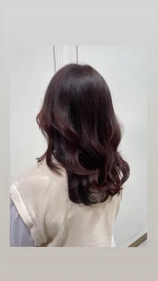 ミディアム カラー 上原 加里奈のヘアスタイル