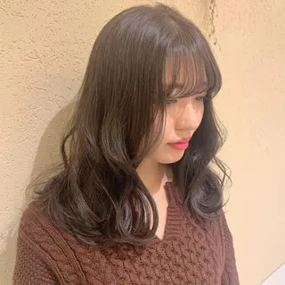 ロング カラー 𝒢𝒾𝓇𝓁𝓎 ⑅　𝓎𝓊𝓀𝒶のヘアスタイル
