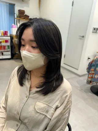 セミロング 似合う髪型見つけます AYAKAのヘアスタイル