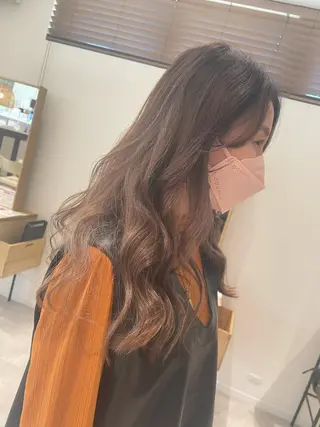 ロング カラー 高木 櫻のヘアスタイル