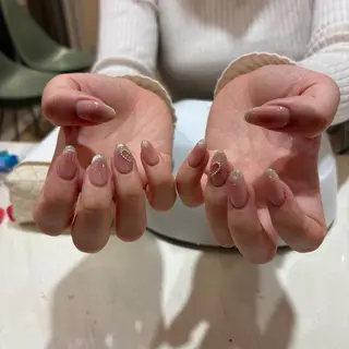 ネイル She nail Ayakaのネイルデザイン