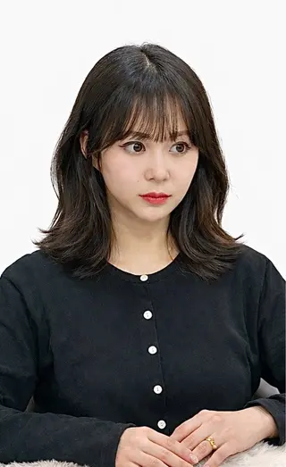 ミディアム マエザワ リュウのヘアスタイル