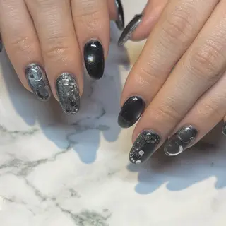 ネイル MANA みみのマツエク・マツパデザイン
