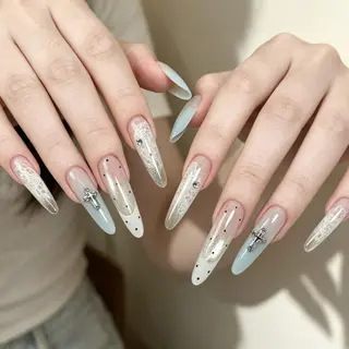 ネイル nana 🤍のネイルデザイン