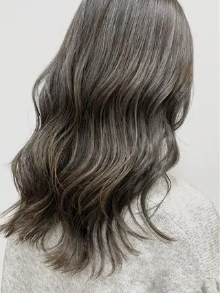 ロング レイヤー/艶髪カラー 森本くるみのヘアスタイル