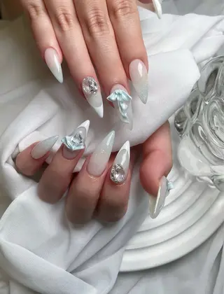 ネイル Lyna 池袋のネイルデザイン