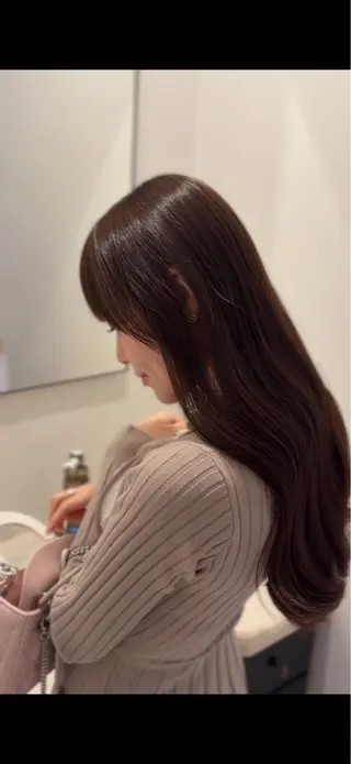 ロング カラー ご新規様限定 透明感カラーKANAのヘアスタイル