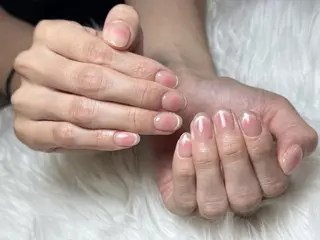 ショート カラー ミリ ネイルサロンのネイルデザイン
